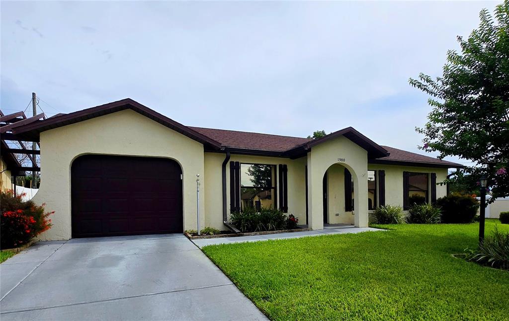 Exterior of 1980 Trinity Circle in Haines City